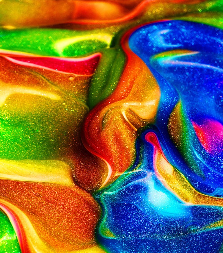 Благодаря цветовому охвату 92% Adobe RGB, 124% sRGB и контрастности 1000:1